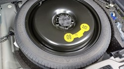 2025 (25) VOLVO XC40 2.0 B4P Plus Dark 5dr Auto 5750660