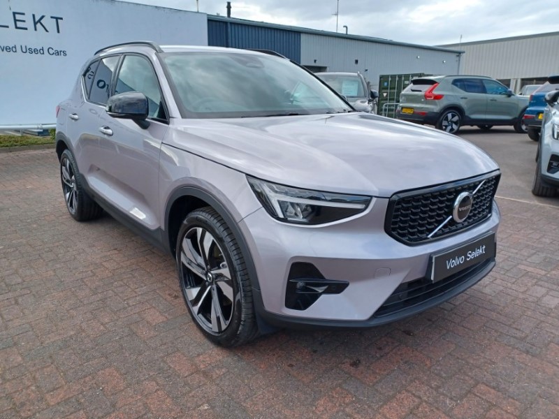 2025 (25) VOLVO XC40 2.0 B4P Plus Dark 5dr Auto