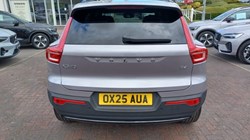 2025 (25) VOLVO XC40 2.0 B4P Plus Dark 5dr Auto 5750638