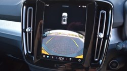 2022 (22) VOLVO XC40 2.0 B3P Plus Dark 5dr Auto 5802778