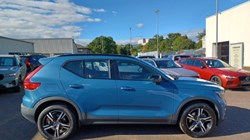 2022 (22) VOLVO XC40 2.0 B3P Plus Dark 5dr Auto 5802744