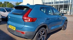 2022 (22) VOLVO XC40 2.0 B3P Plus Dark 5dr Auto 5802743