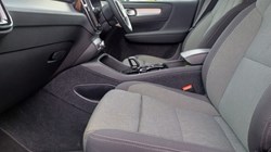 2022 (22) VOLVO XC40 1.5 T4 Recharge PHEV Plus Dark 5dr Auto 5767017