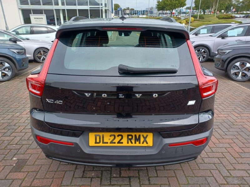 2022 (22) VOLVO XC40 1.5 T4 Recharge PHEV Plus Dark 5dr Auto 5767071