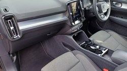 2022 (22) VOLVO XC40 1.5 T4 Recharge PHEV Plus Dark 5dr Auto 5767019