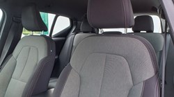 2022 (22) VOLVO XC40 1.5 T4 Recharge PHEV Plus Dark 5dr Auto 5767021