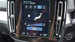 2022 (22) VOLVO XC40 1.5 T4 Recharge PHEV Plus Dark 5dr Auto 5767056