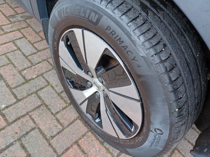 2022 (22) VOLVO XC40 1.5 T4 Recharge PHEV Plus Dark 5dr Auto 5767070