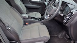 2022 (22) VOLVO XC40 1.5 T4 Recharge PHEV Plus Dark 5dr Auto 5767012