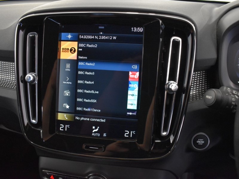 2021 (21) VOLVO XC40 1.5 T3 [163] R DESIGN 5dr Geartronic 5744438