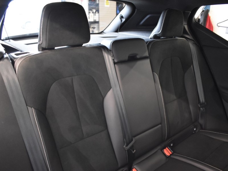 2021 (21) VOLVO XC40 1.5 T3 [163] R DESIGN 5dr Geartronic 5744443