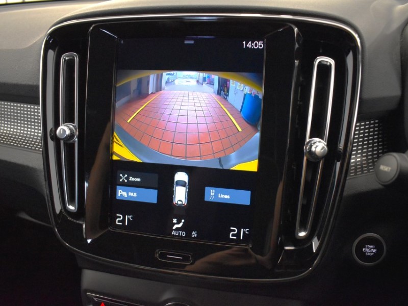 2021 (21) VOLVO XC40 1.5 T3 [163] R DESIGN 5dr Geartronic 5744445