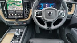 2025 (75) VOLVO XC60 2.0 B5P Ultra Dark 5dr AWD Geartronic 5804565