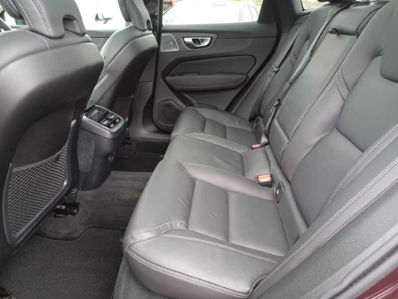 2025 (75) VOLVO XC60 2.0 B5P Ultra Dark 5dr AWD Geartronic 5804571