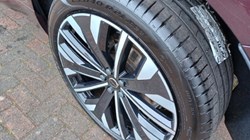 2025 (75) VOLVO XC60 2.0 B5P Ultra Dark 5dr AWD Geartronic 5804674