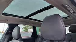 2025 (75) VOLVO XC60 2.0 B5P Ultra Dark 5dr AWD Geartronic 5804570