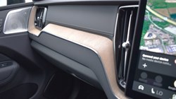 2025 (75) VOLVO XC60 2.0 B5P Ultra Dark 5dr AWD Geartronic 5804656