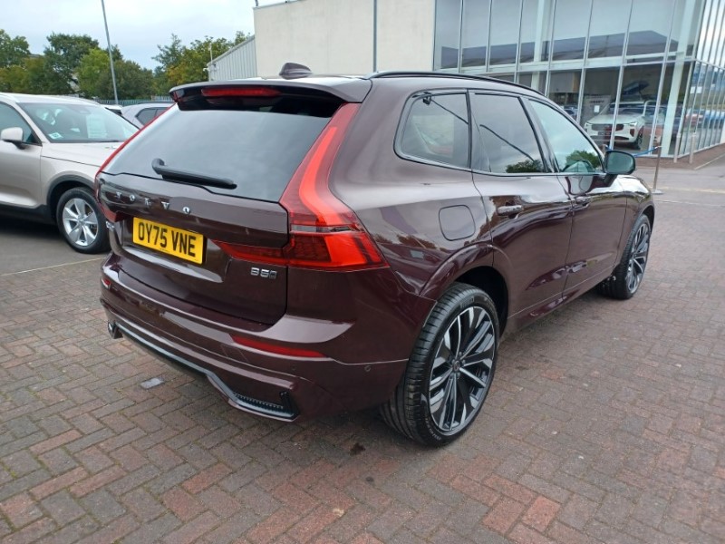 2025 (75) VOLVO XC60 2.0 B5P Ultra Dark 5dr AWD Geartronic 5804549