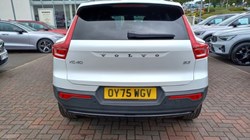 2025 (75) VOLVO XC40 2.0 B3P Plus Dark 5dr Auto 5792428