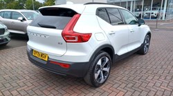 2025 (75) VOLVO XC40 2.0 B3P Plus Dark 5dr Auto 5792429