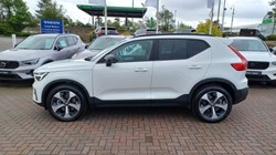 2025 (75) VOLVO XC40 2.0 B3P Plus Dark 5dr Auto 5792431