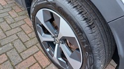 2025 (75) VOLVO XC40 2.0 B3P Plus Dark 5dr Auto 5792541