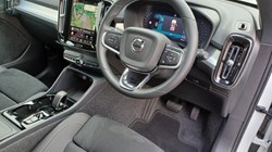 2025 (75) VOLVO XC40 2.0 B3P Plus Dark 5dr Auto 5792440