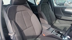 2026 (26) VOLVO XC40 2.0 B3P Plus Dark 5dr Auto 5787524