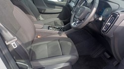 2026 (26) VOLVO XC40 2.0 B3P Plus Dark 5dr Auto 5787523