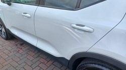 2026 (26) VOLVO XC40 2.0 B3P Plus Dark 5dr Auto 5787553