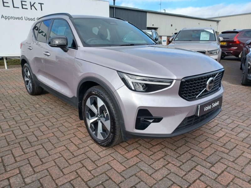 2026 (26) VOLVO XC40 2.0 B3P Plus Dark 5dr Auto