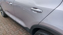 2026 (26) VOLVO XC40 2.0 B3P Plus Dark 5dr Auto 5809638