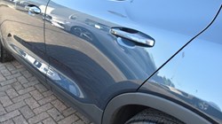 2025 (75) VOLVO XC40 2.0 B3P Plus Dark 5dr Auto 5820730