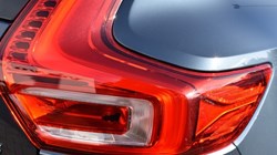 2025 (75) VOLVO XC40 2.0 B3P Plus Dark 5dr Auto 5820732