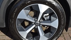 2025 (75) VOLVO XC40 2.0 B3P Plus Dark 5dr Auto 5820738