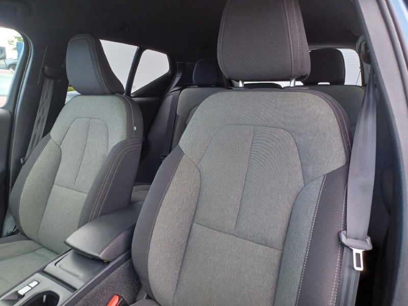 2024 (74) VOLVO XC40 2.0 B3P Core 5dr Auto 5819131