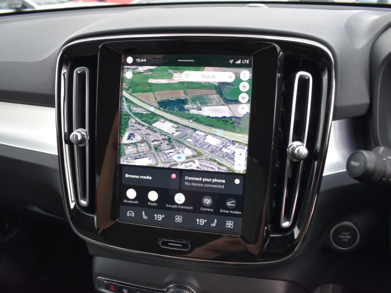 2024 (74) VOLVO XC40 2.0 B3P Core 5dr Auto 5819141