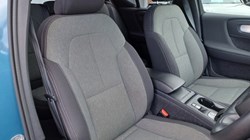 2024 (74) VOLVO XC40 2.0 B3P Core 5dr Auto 5819122