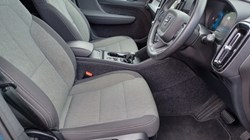 2024 (74) VOLVO XC40 2.0 B3P Core 5dr Auto 5819120