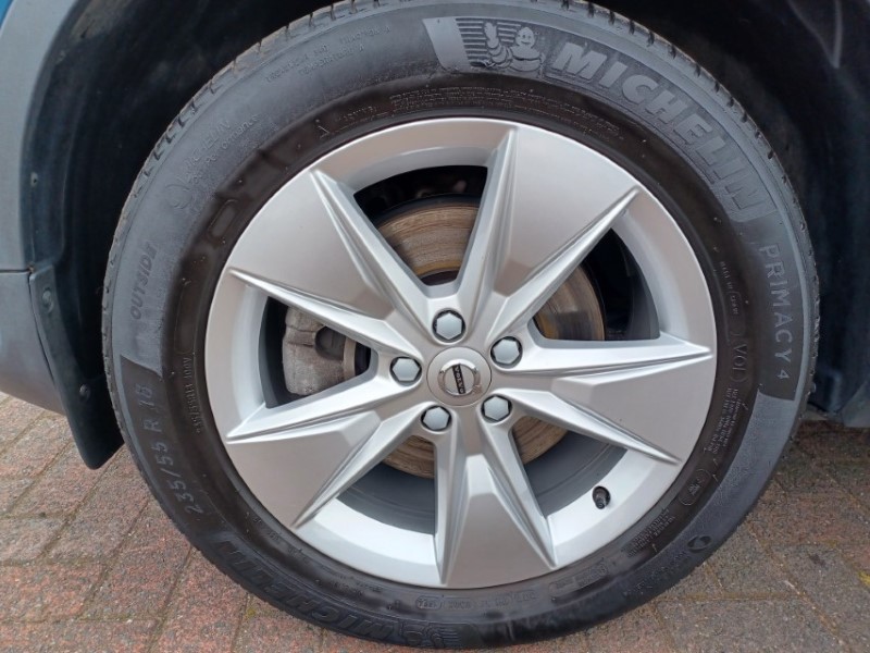 2024 (74) VOLVO XC40 2.0 B3P Core 5dr Auto 5819150