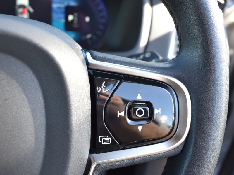 2023 (72) VOLVO XC90 2.0 B5P Ultimate Dark 5dr AWD Geartronic 5869506