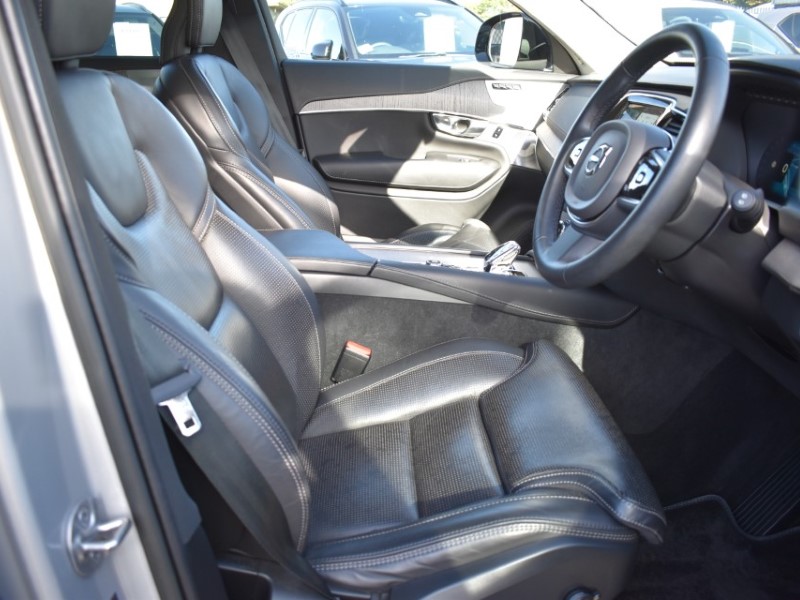 2023 (72) VOLVO XC90 2.0 B5P Ultimate Dark 5dr AWD Geartronic 5869509