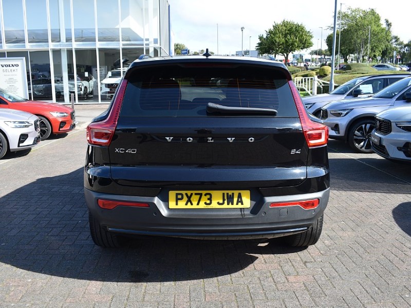 2023 (73) VOLVO XC40 2.0 B4P Plus Dark 5dr Auto 5817465