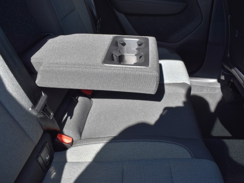 2023 (73) VOLVO XC40 2.0 B4P Plus Dark 5dr Auto 5817492