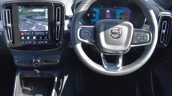 2023 (73) VOLVO XC40 2.0 B4P Plus Dark 5dr Auto 5817493