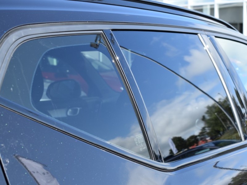 2023 (73) VOLVO XC40 2.0 B4P Plus Dark 5dr Auto 5817509