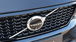 2023 (73) VOLVO XC40 2.0 B4P Plus Dark 5dr Auto 5817514