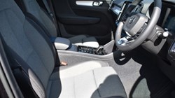 2023 (73) VOLVO XC40 2.0 B4P Plus Dark 5dr Auto 5817487
