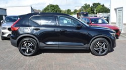 2023 (73) VOLVO XC40 2.0 B4P Plus Dark 5dr Auto 5817467