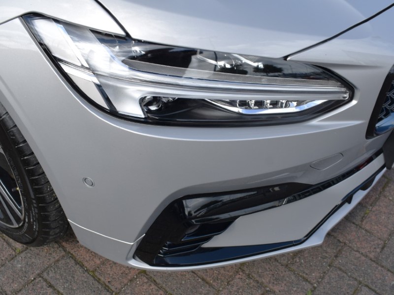 2023 (23) VOLVO V90 2.0 B4D Plus Dark 5dr Auto 5811270